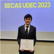 Medallista de Oro nacional en Química y Estudiante de Medicina. Clases de Química para enseñanza básica, media, PAES y Universidad